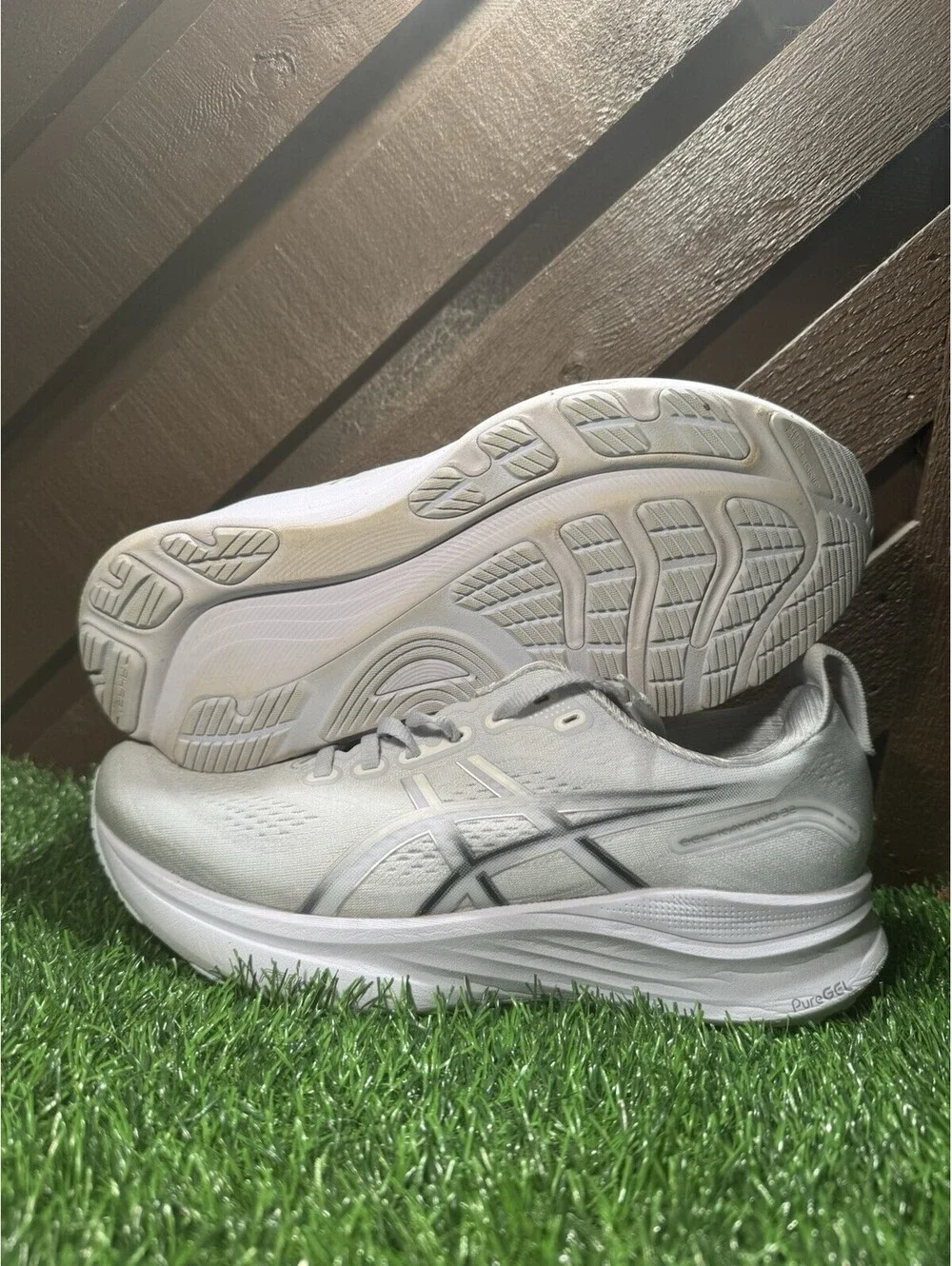 Women’s ASICS Gel Kayano 32 1012B838 Size 11 Mens Size 10